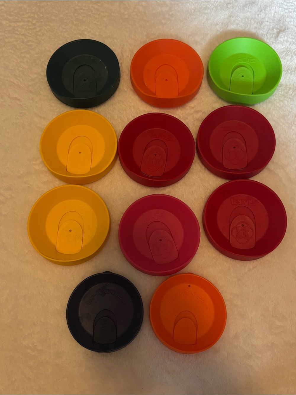 Lot of 11 Genuine Tervis Tumbler Replacement Travel Lids Assorted Colors Sizes
